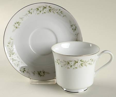 Springdale Footed Cup & Saucer Set