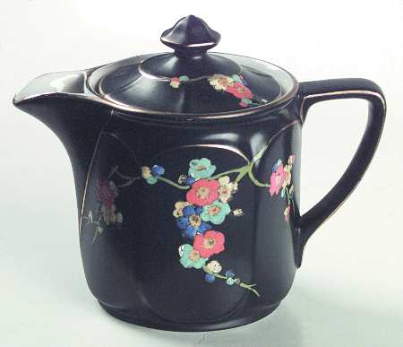 Blackthorn Hot Water Jug & Lid