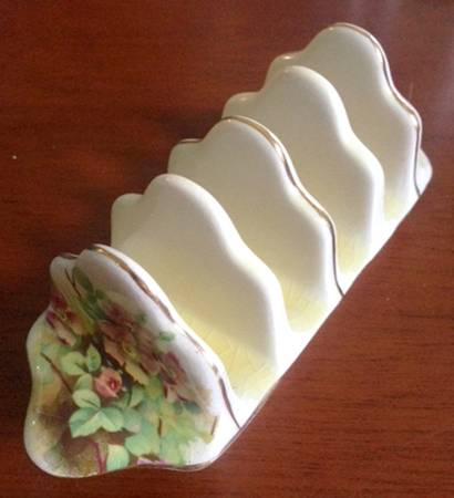 Clovelly 4 Slice Toast Server