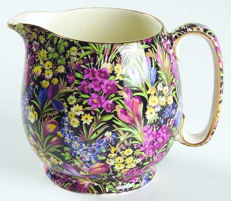 Crocus Black 16 Oz Jug