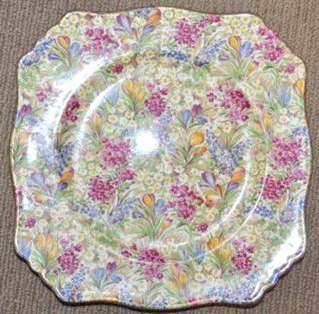Crocus White Square Luncheon Plate