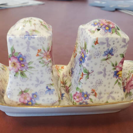 Eleanor Salt & Pepper Set
