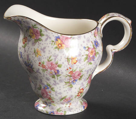 Eleanor 8 Oz Jug