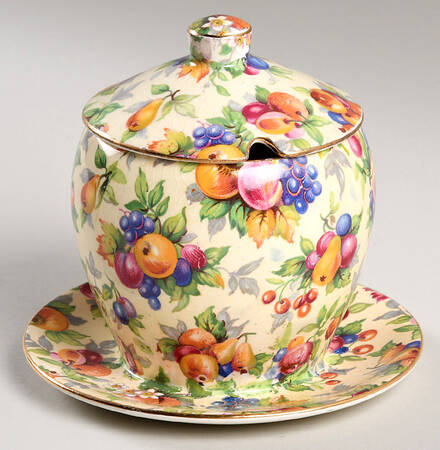 Evesham Jam/Jelly & Lid w/Attached Underplate