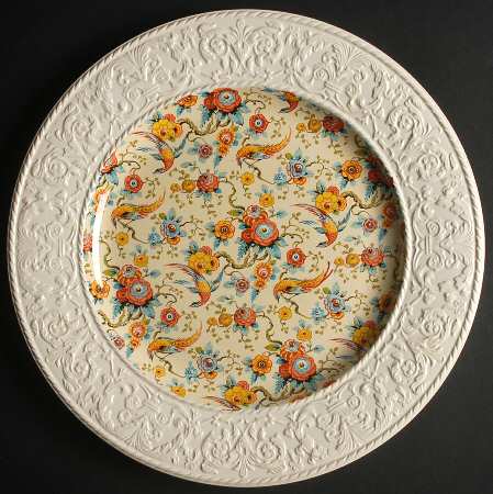 Exotic Bird Dinner Plate wWedgwood Border