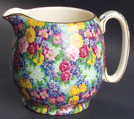 Julia (Disc. 1954) 32 Oz Jug