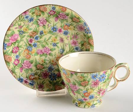 Kew Footed Cup & Saucer Set