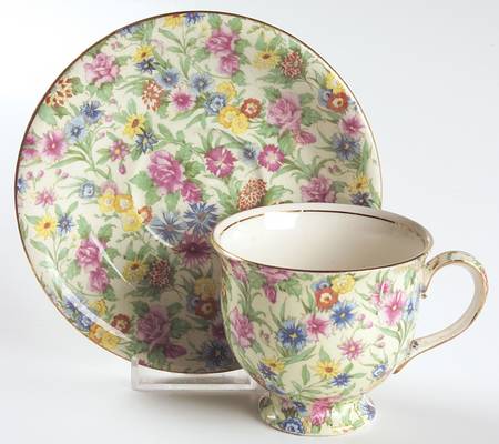 Kew Footed Cup & Saucer Set