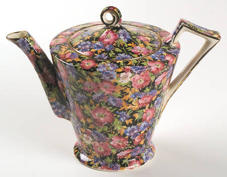 Majestic Older Hastings Teapot & Lid