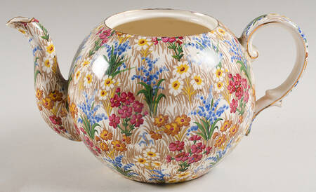 Marguerite (Gold Trim) 4 Cup Elite Teapot No Lid