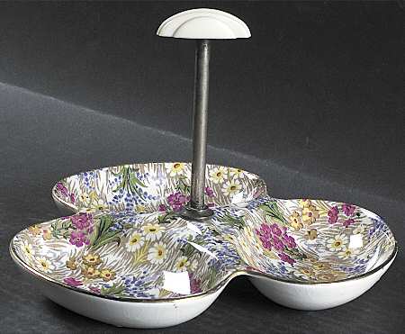 Marguerite (Gold Trim) 3-Part Relish with Center Metal Handle