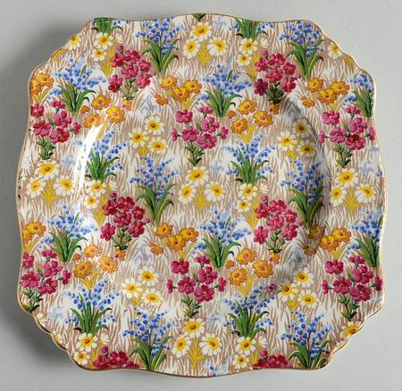 Marguerite (Gold Trim) Square Salad Plate