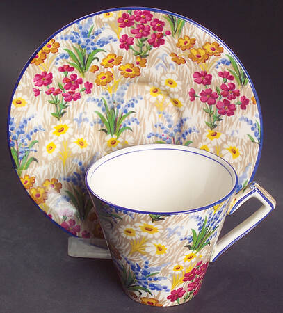 Marguerite (Blue Trim) Flat Cup & Saucer Set