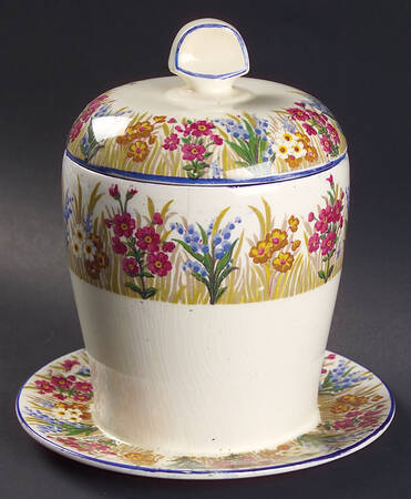 Marguerite (Blue Trim) Honey Pot with Lid and Attached Plate