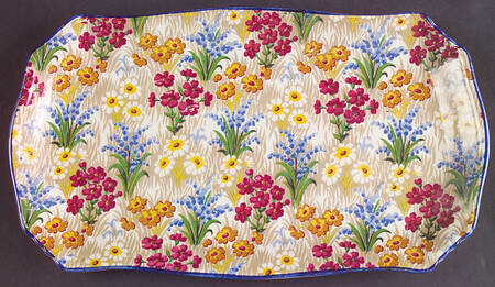 Marguerite (Blue Trim) Small Sandwich Tray