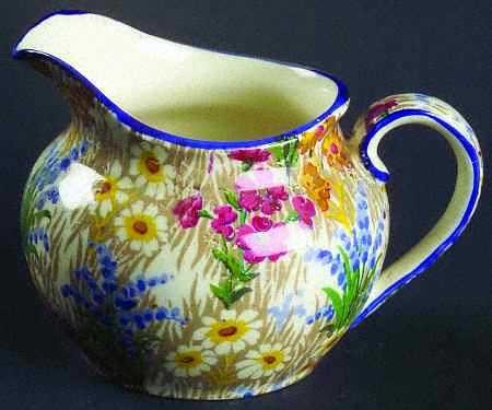 Marguerite (Blue Trim) Creamer