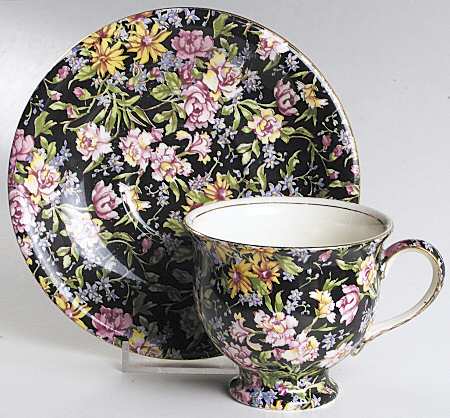 Nantwich Footed Cup & Saucer Set