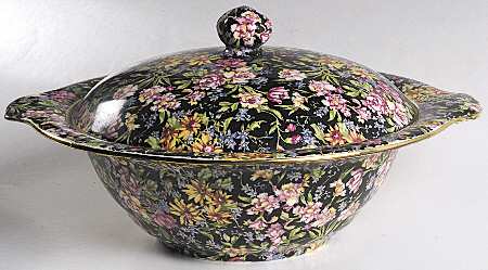 Nantwich Round Covered Vegetable