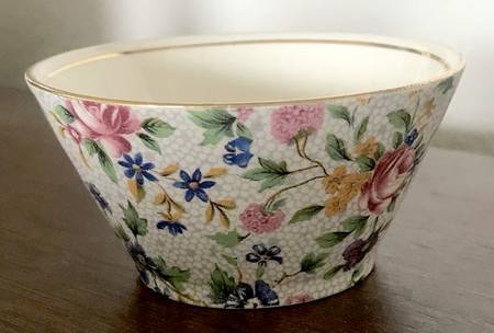 Old Cottage Chintz (Pre 1960, Cream) Norman Shape Open Sugar Bowl