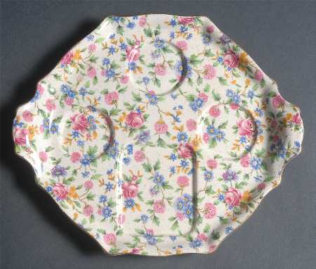 Old Cottage Chintz (Pre 1960, Cream) 5-Piece Breakfast Set, Tray Only