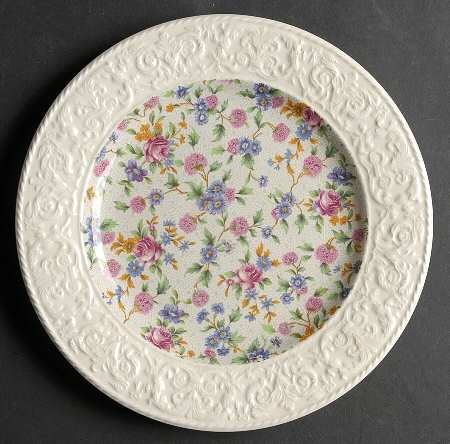 Old Cottage Chintz (Pre 1960, Cream) Luncheon Plate