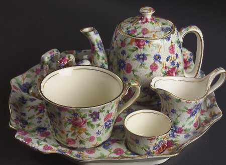 Old Cottage Chintz (Pre 1960, Cream) 6-Piece Breakfast Set (Flat Cup)