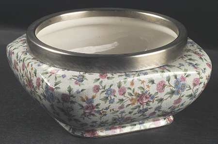 Old Cottage Chintz (Pre 1960, Cream) 7" Salad Serving Bowl W/Metal Rim
