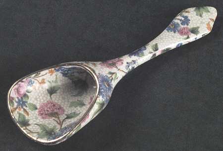 Old Cottage Chintz (Pre 1960, Cream) Nut Scoop