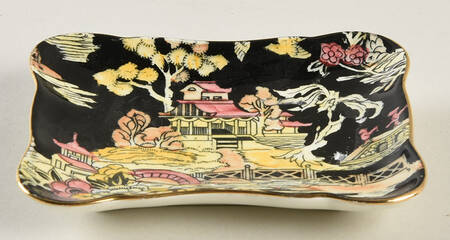 Pekin Black (Gold Trim) Pin Tray