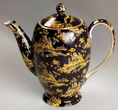 Pekin Black (Gold Trim) Albans Shape Coffee Pot & Lid