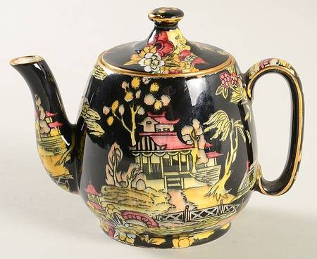 Pekin Black (Gold Trim) Individual Breakfast Set Teapot & Lid