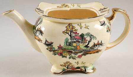 Pekin Cream Late Athena Teapot No Lid