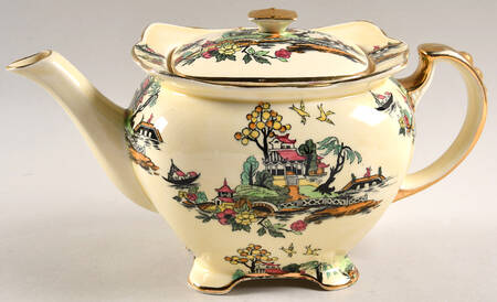 Pekin Cream Late Athena Teapot & Lid