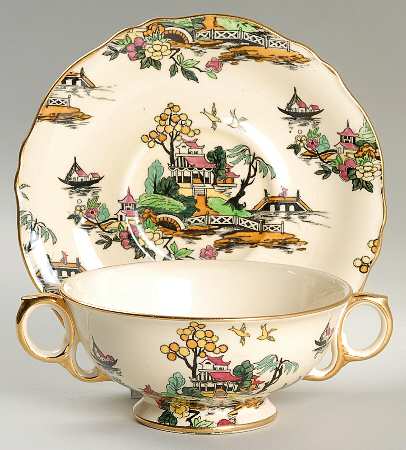 Pekin Cream Footed Cream Soup Bowl & Saucer Set