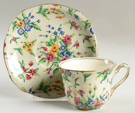 Queen Anne Flat Cup & Saucer Set