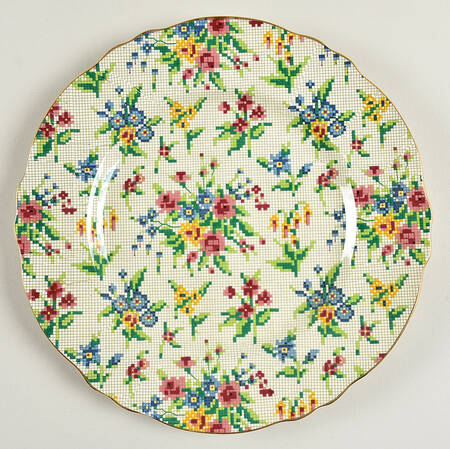 Queen Anne Dinner Plate