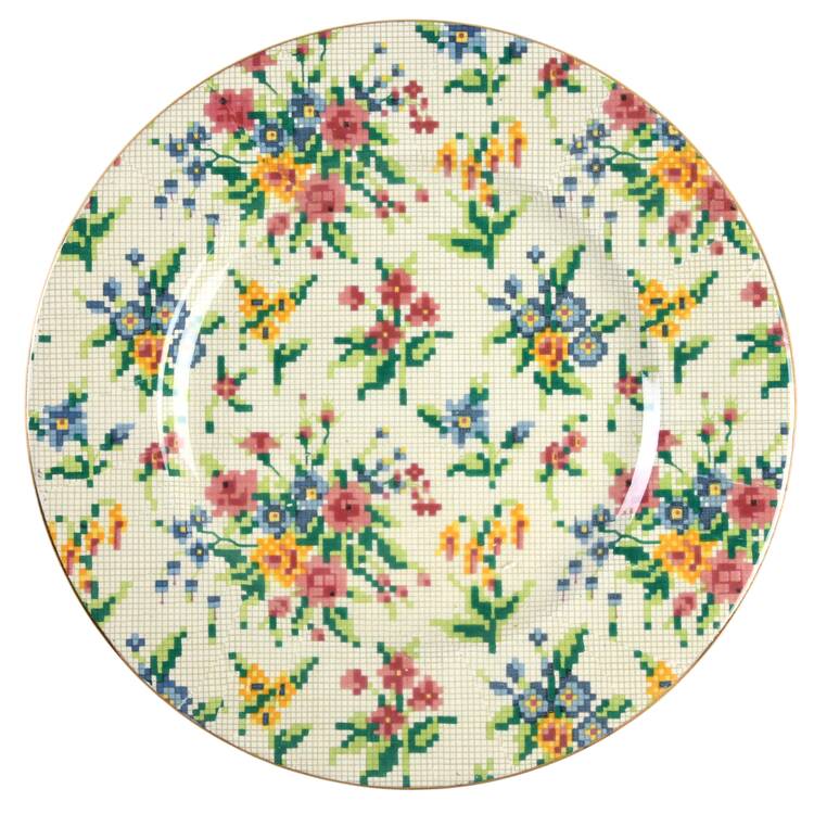 Queen Anne Luncheon Plate