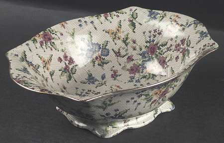 Queen Anne 9" Oval Vegetable Bowl