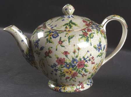 Queen Anne Albans Tea Pot & Lid