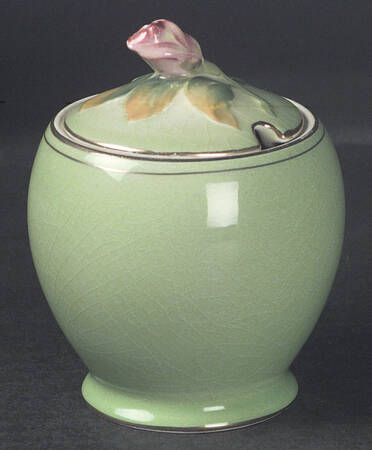 Rosebud Green (Green Background) Jam/Jelly & Lid