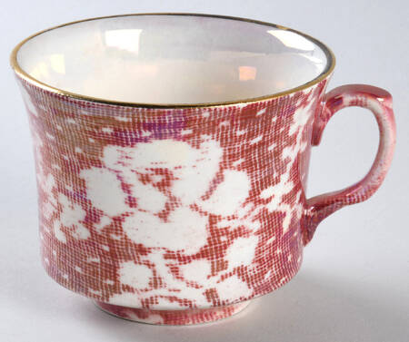 Brocade Cranberry (Iridescent) Flat Cup