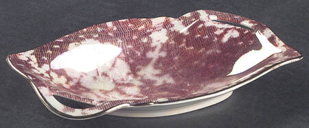 Brocade Cranberry (Iridescent) 7" Oval Nut Dish
