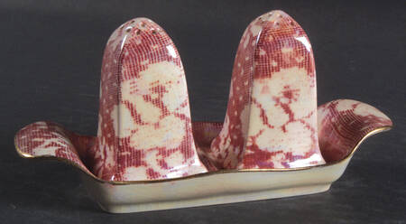 Brocade Cranberry (Iridescent) (3 Pc) Salt & Pepper Tray Set
