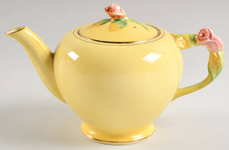 Rosebud Yellow (Yellow Background) Teapot & Lid