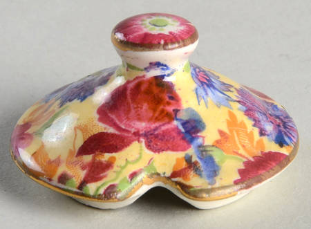 Royalty (Older) Lid for Cloverleaf Mustard