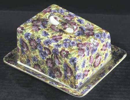 Royalty (Older) Cheese Dish with Lid (Wedge)