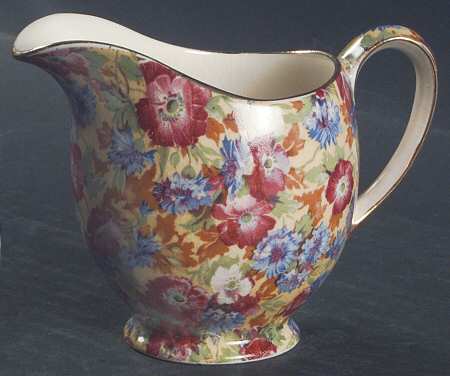 Royalty (Older) Albans Creamer