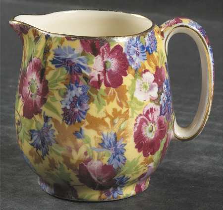 Royalty (Older) Countess Creamer