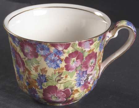 Royalty (Older) Flat Cup
