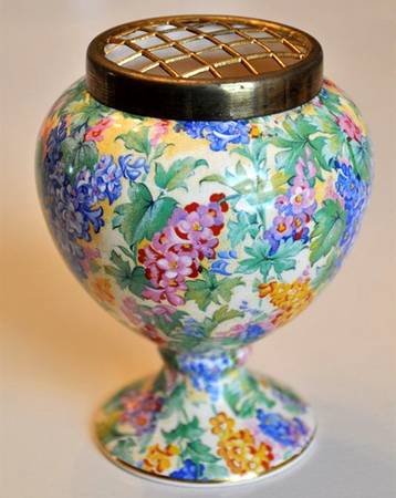 Somerset Frog Vase with Metal Grid
